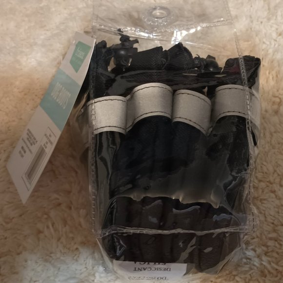 NWT~Frisco's Anti-Slip Soft Soled Black Boots w/ Reflective Strips (Paw Size: 3) - Picture 5 of 7